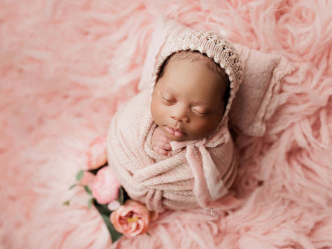 Soft pink Brianna Newborn Bonnet & wrap set